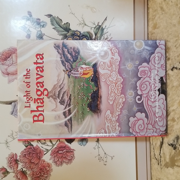 Light of the Bhagavataby A.C. Bhaktivedanta Swami Prabhupāda - Picture 1 of 10